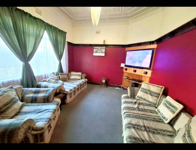 3 BEDROOM HOUSE FOR SALE IN SPRINGS CENTRAL